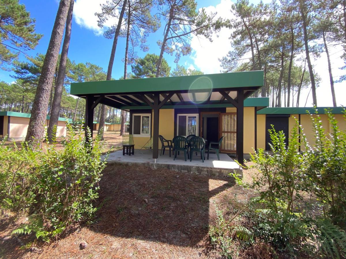 Les Cottages De Leon Exterior photo